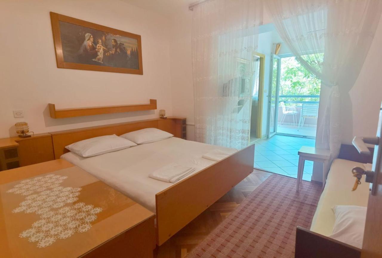 Beach House - Apartments Ana Duce Room photo